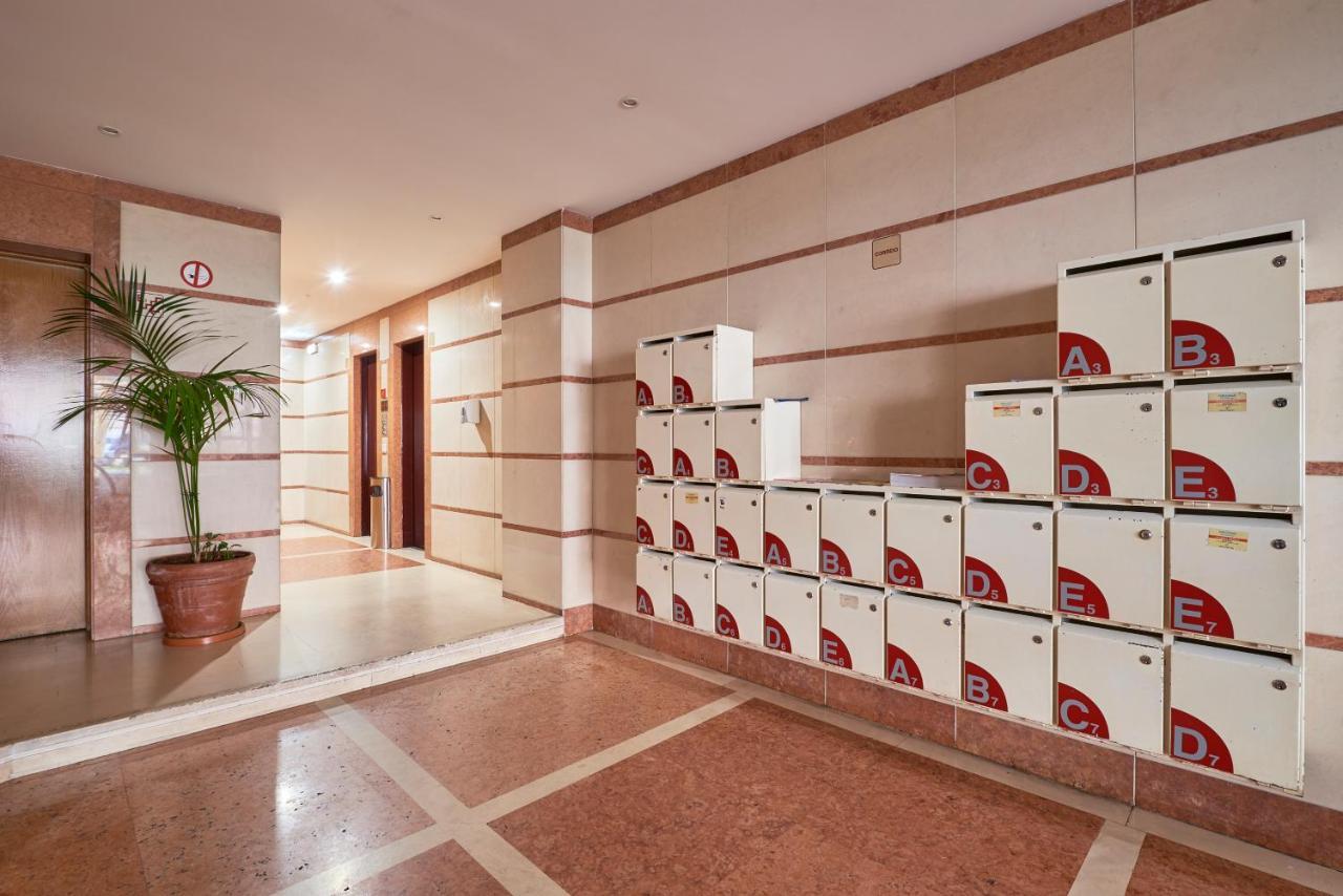 Modern Apartment With Swiming Pool & Garage - Lisbon Bagian luar foto